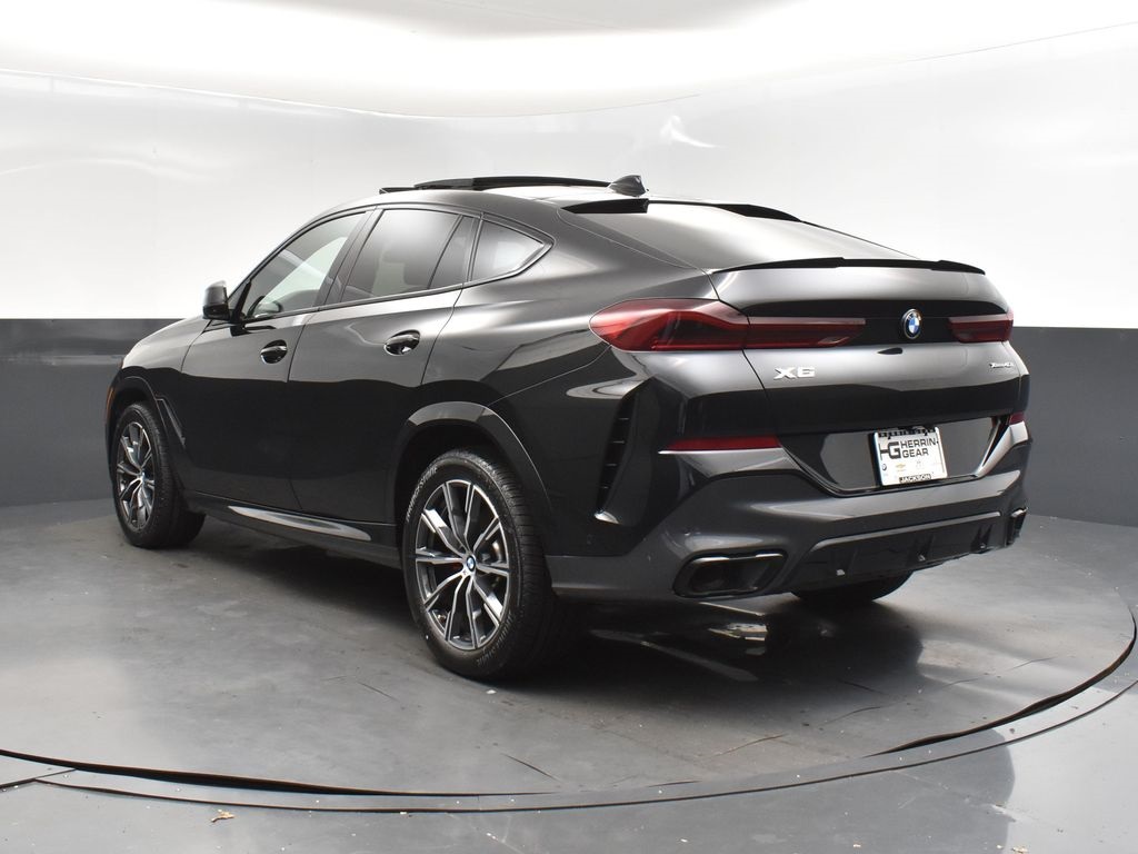 2022 Black Sapphire Metallic BMW X6 xDrive40i AWD SUV