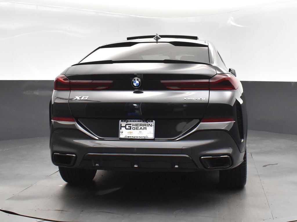 2022 Black Sapphire Metallic BMW X6 xDrive40i AWD SUV