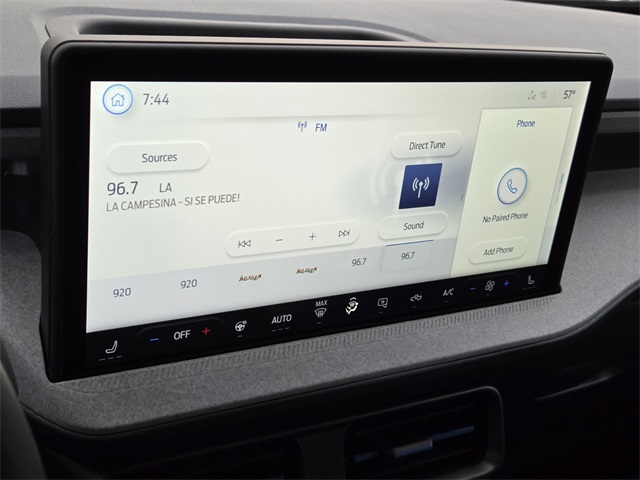 New 2025 Ford Maverick XLT 4D Crew Cab