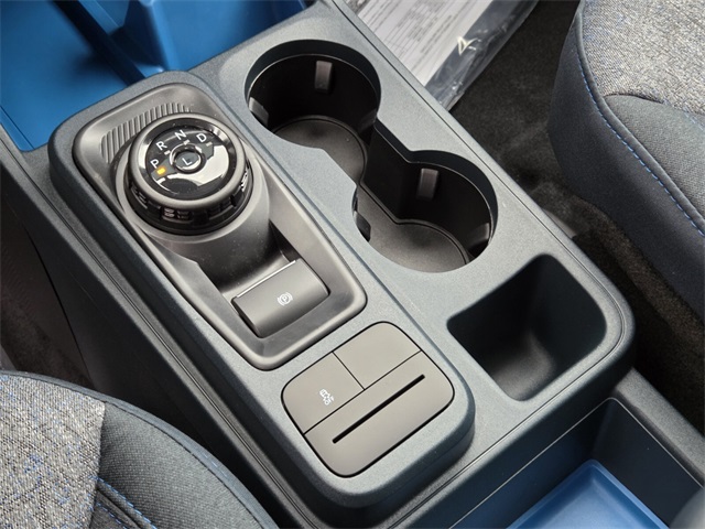 New 2025 Ford Maverick XLT 4D Crew Cab