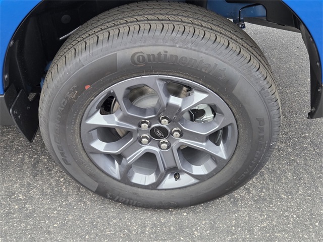 New 2025 Ford Maverick XLT 4D Crew Cab