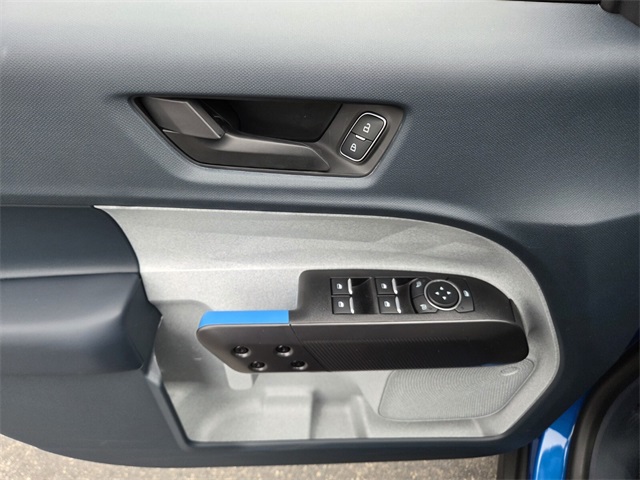 New 2025 Ford Maverick XLT 4D Crew Cab