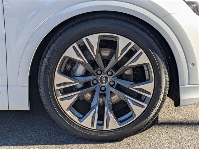 new 2026 Audi Q8 car, priced at $81,415