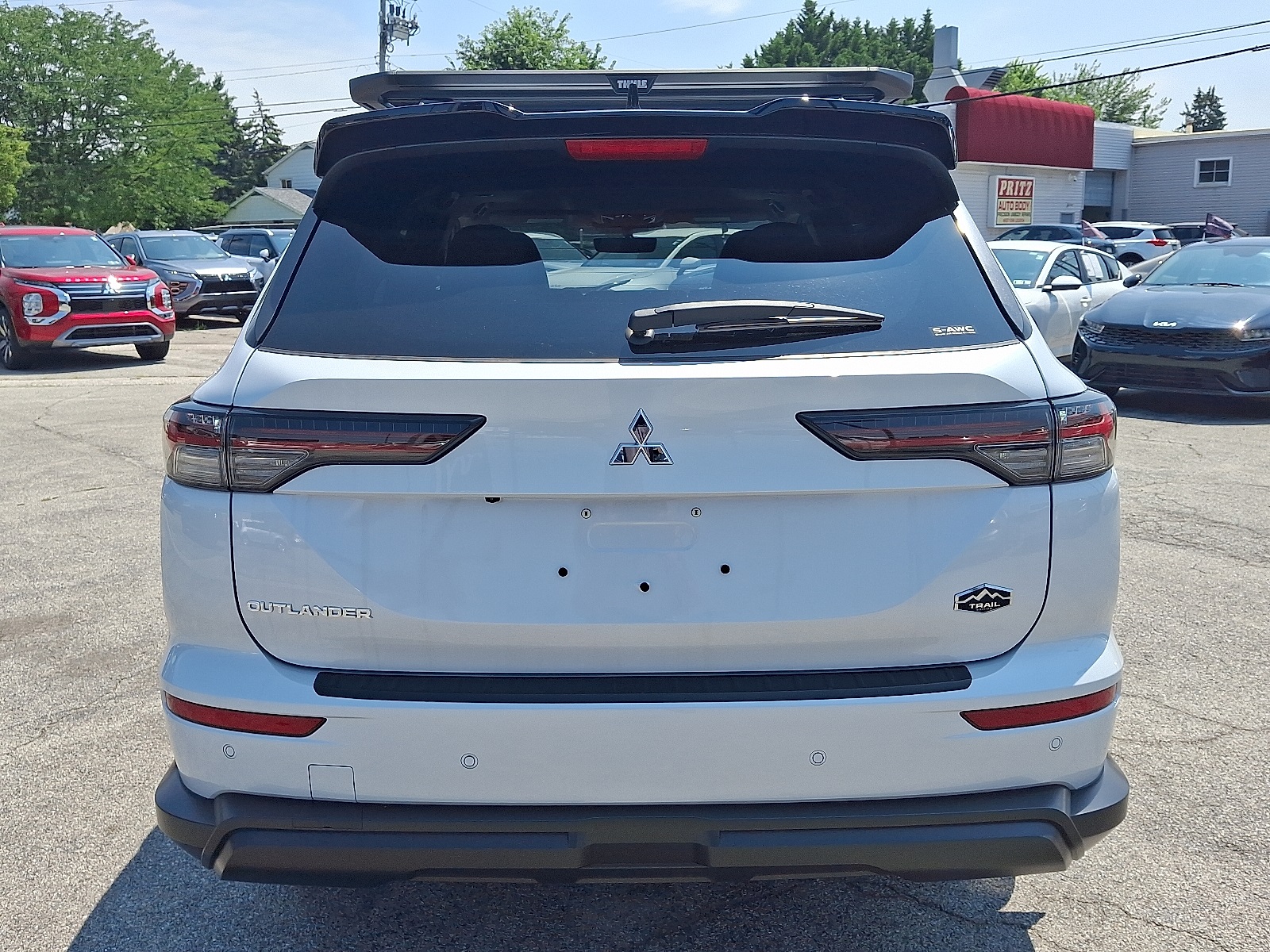 2025 Mitsubishi Outlander SE Ralliart photo 4