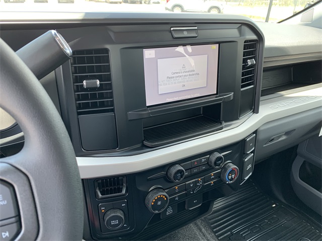 2025 Oxford White Ford Super Duty F-450 DRW XL 4X4 Truck