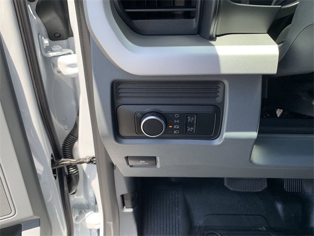 2025 Oxford White Ford Super Duty F-450 DRW XL 4X4 Truck