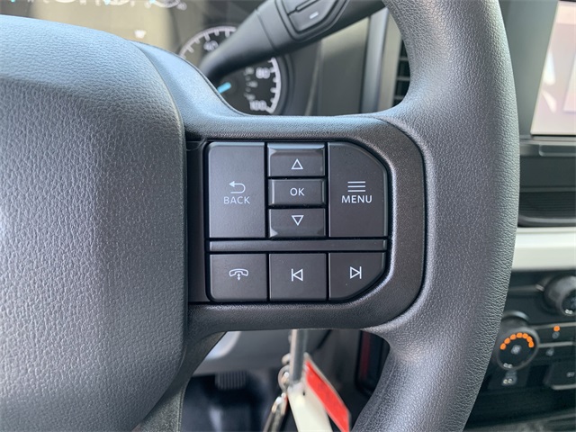 2025 Oxford White Ford Super Duty F-450 DRW XL 4X4 Truck