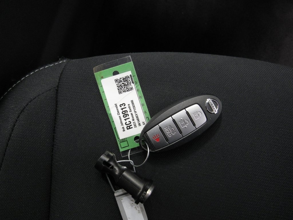 2023 Nissan Sentra SV photo 2