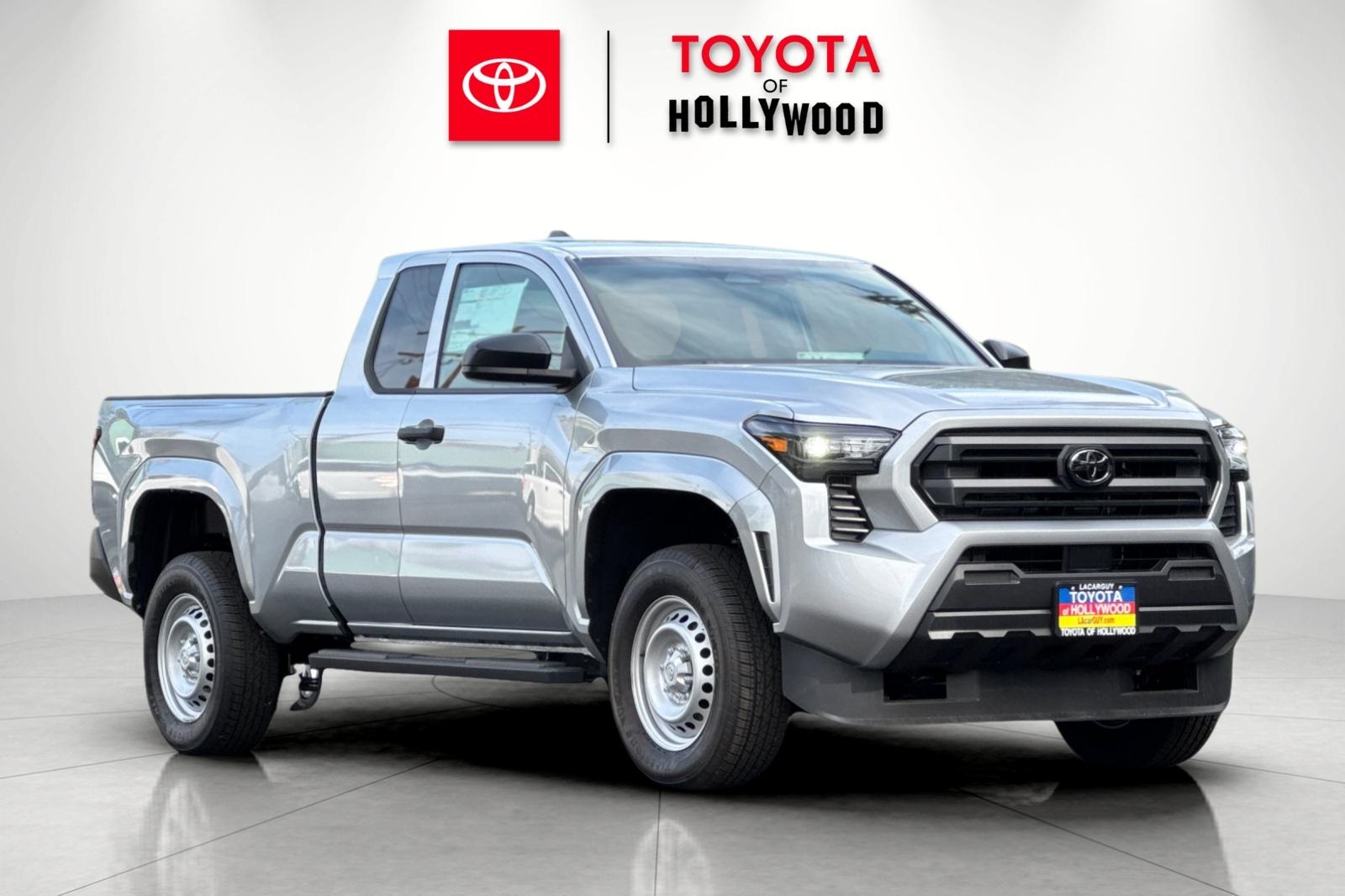 2025 Toyota Tacoma SR's photo