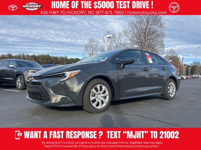 2026 Toyota Corolla LE's photo