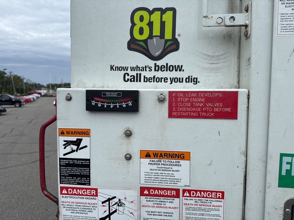 2016 White Freightliner M2 106 Dakota