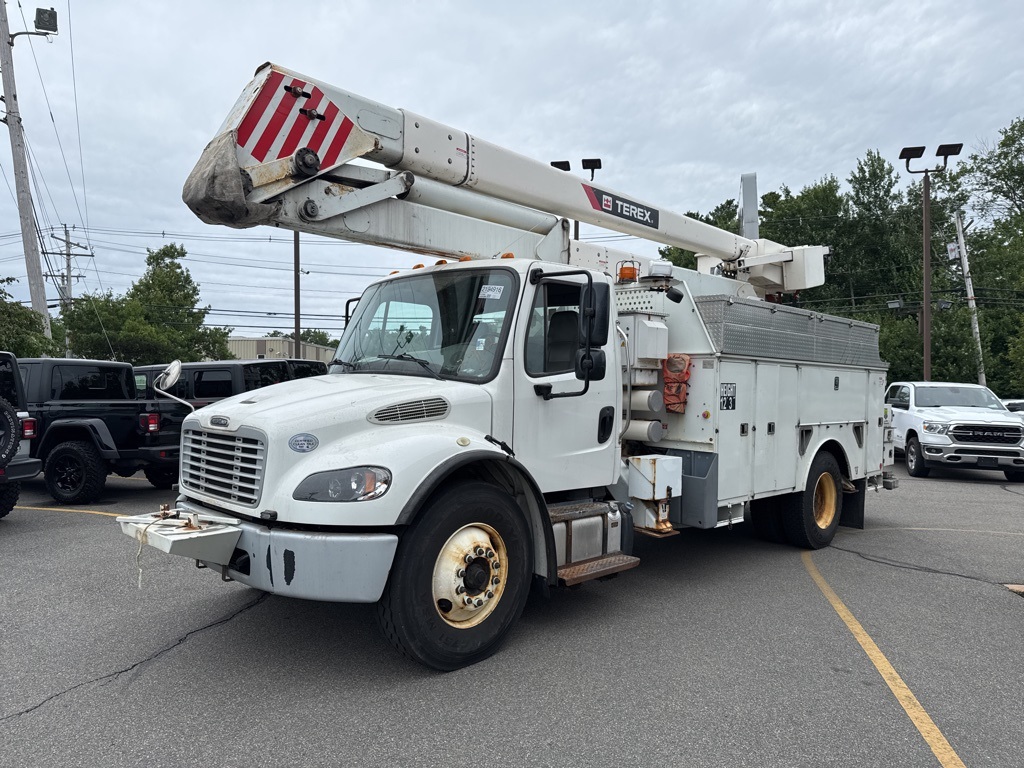 2016 White Freightliner M2 106 Dakota