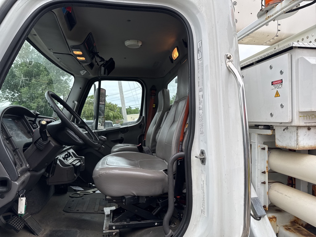 2016 White Freightliner M2 106 Dakota
