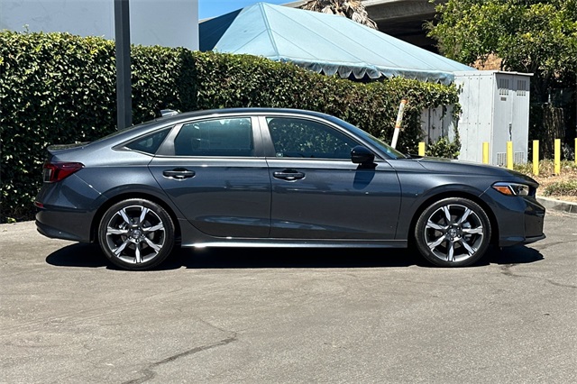 2026 Honda Civic Hybrid Sport Touring photo 2