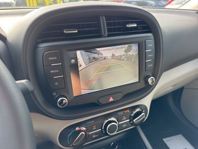 2025 Kia Soul LX photo 12