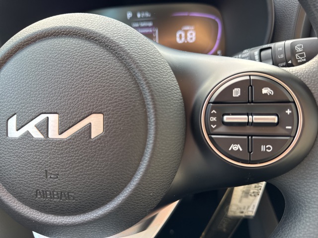 2025 Kia Soul LX photo 16