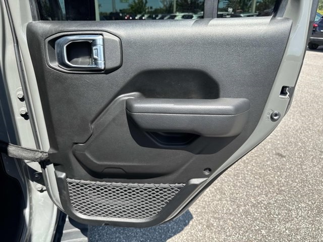 2023 Jeep Wrangler Sport S photo 13
