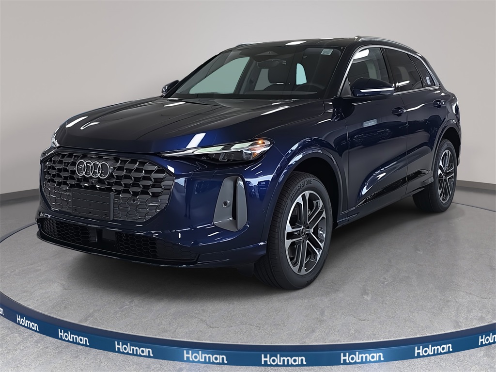 2025 Audi New Q5 Premium's photo