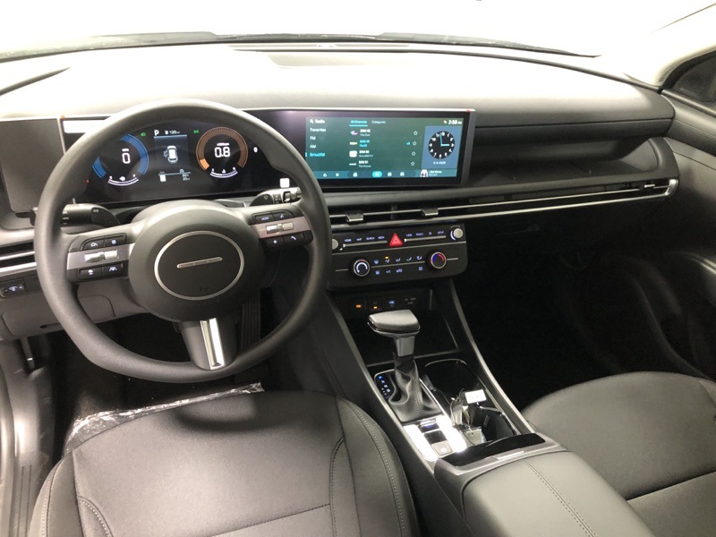 2026 Hyundai Tucson SE photo 23