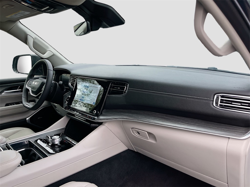 2023 Jeep Wagoneer Series II photo 30