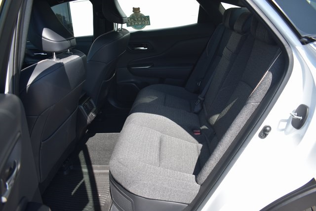 2023 Toyota Crown XLE photo 11