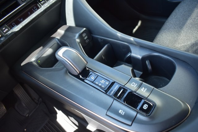 2023 Toyota Crown XLE photo 21