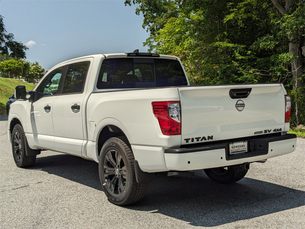 2023 Nissan Titan