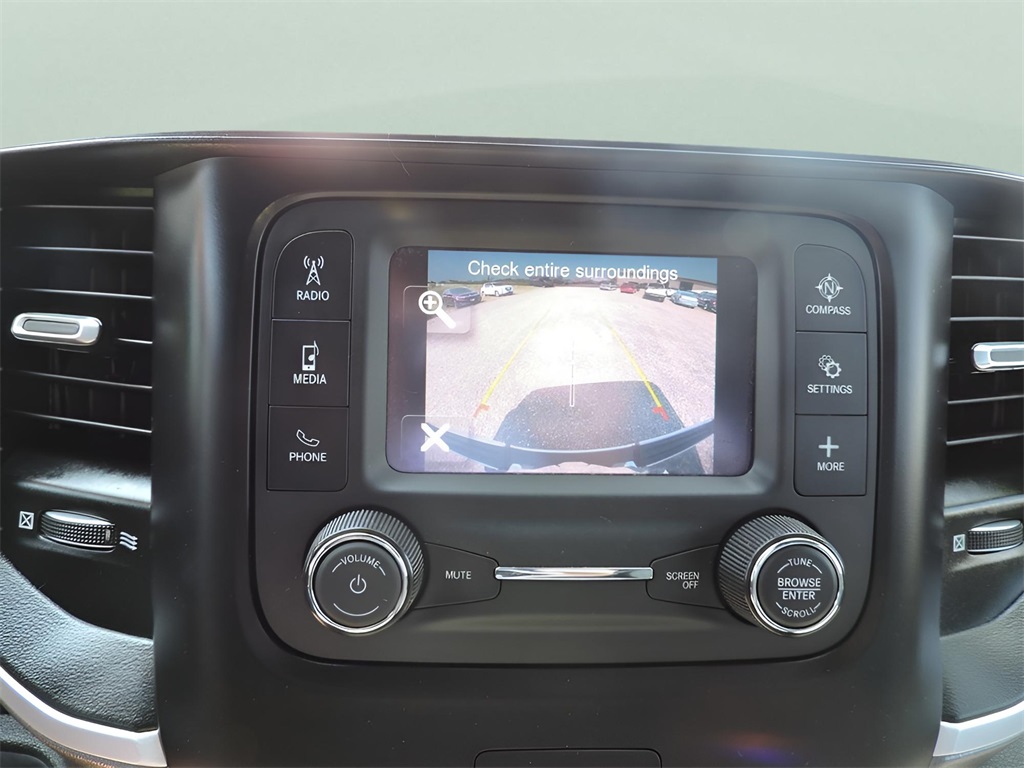 2021 Diamond Black Crystal Pearlcoat Ram 1500 Big Horn/Lone Star 4X4 Truck