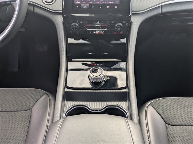 2025 Jeep Grand Cherokee L Altitude X 4x2