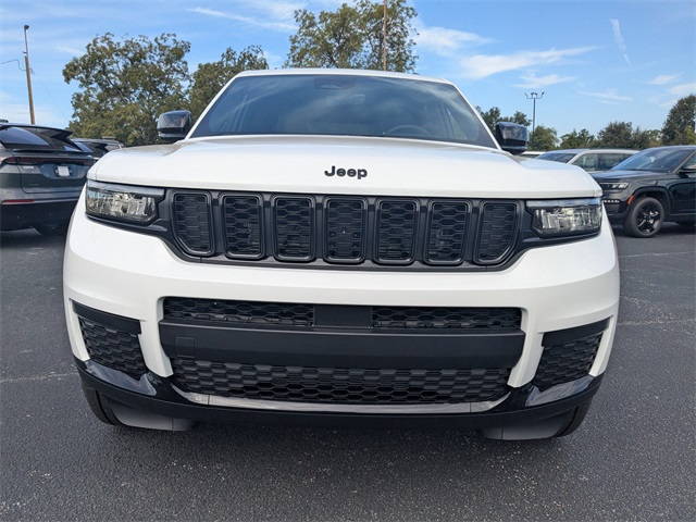 2025 Jeep Grand Cherokee L Altitude X 4x2
