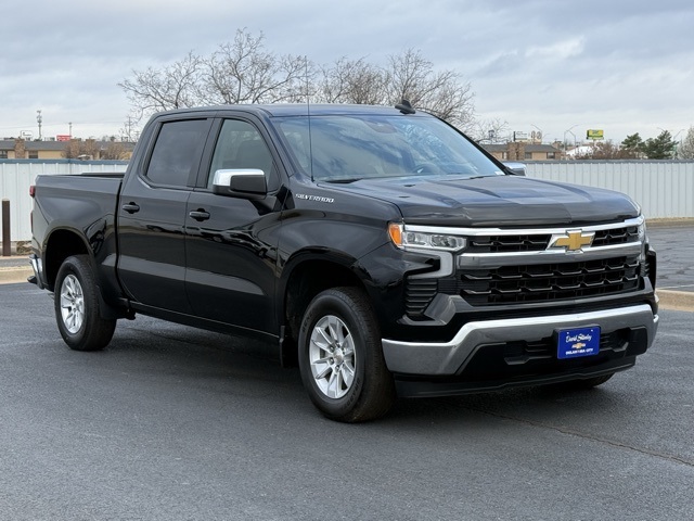 used 2025 Chevrolet Silverado 1500 car, priced at $35,051