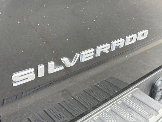 used 2025 Chevrolet Silverado 1500 car, priced at $35,051