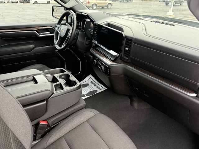 used 2025 Chevrolet Silverado 1500 car, priced at $35,051