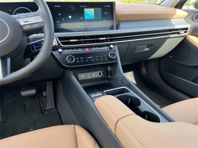 new 2025 Hyundai Sonata Hybrid car, priced at $35,540
