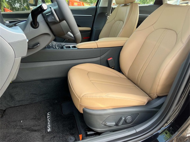 new 2025 Hyundai Sonata Hybrid car, priced at $35,540