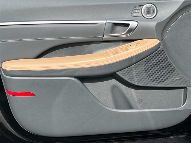 new 2025 Hyundai Sonata Hybrid car, priced at $35,540