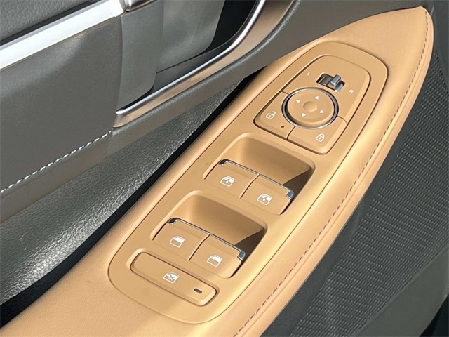 new 2025 Hyundai Sonata Hybrid car, priced at $35,540