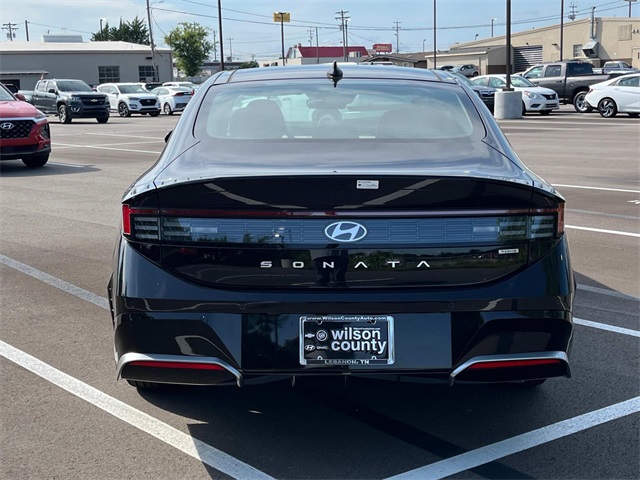 new 2025 Hyundai Sonata Hybrid car, priced at $35,540
