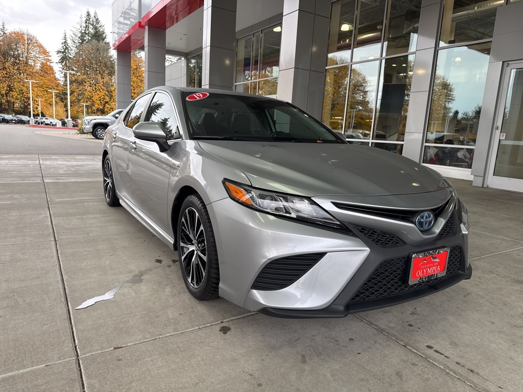 2019 Toyota Camry SE