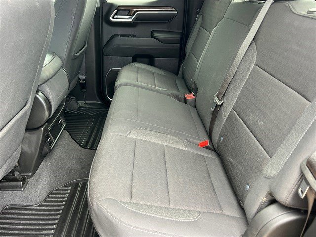 2024 Chevrolet Silverado 1500 LT photo 15