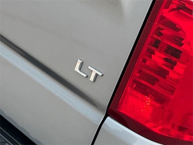 2024 Chevrolet Silverado 1500 LT photo 9