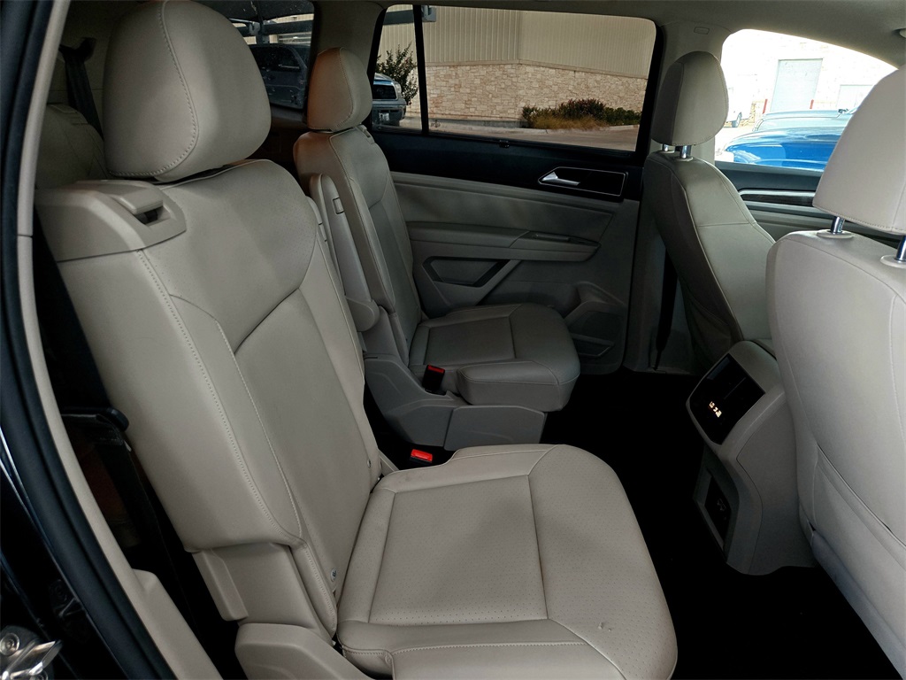 2019 Volkswagen Atlas SEL photo 29