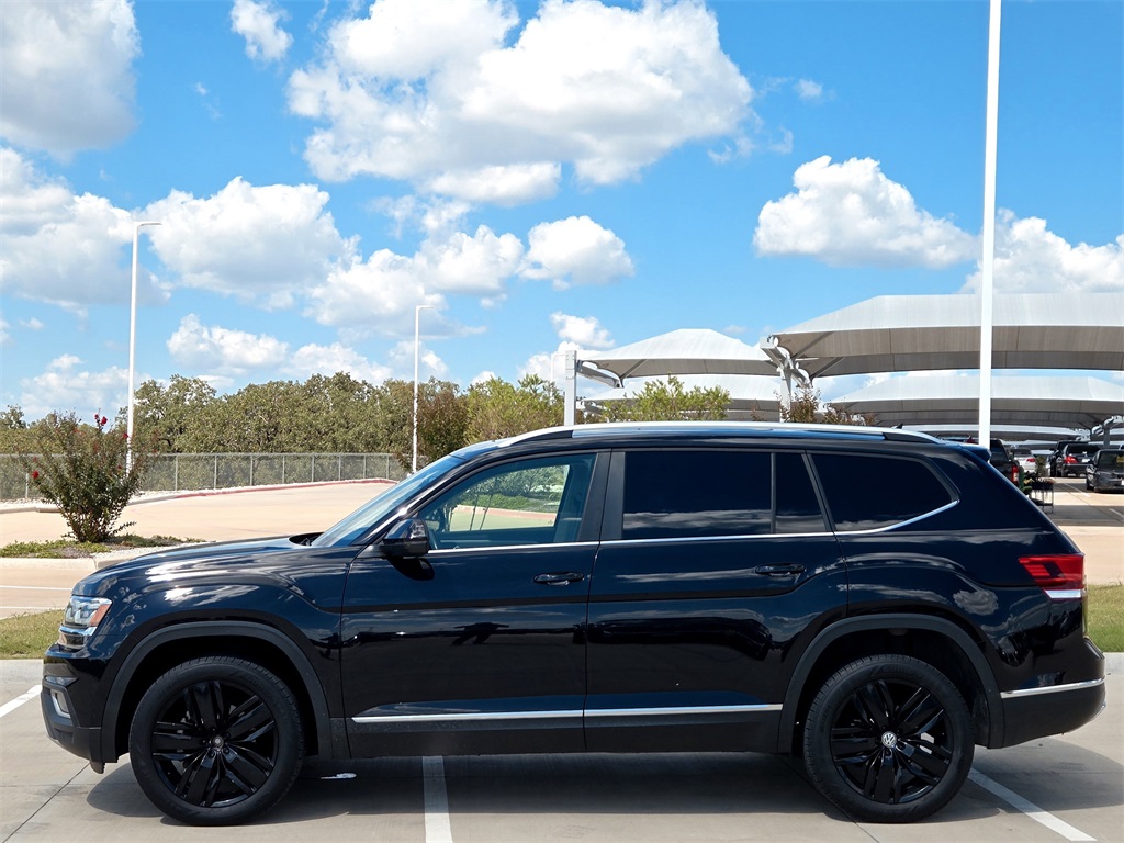 2019 Volkswagen Atlas SEL photo 4