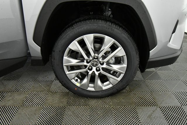 New 2025 Toyota RAV4 SUV