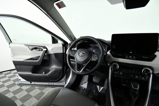 New 2025 Toyota RAV4 SUV