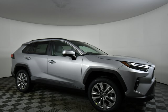New 2025 Toyota RAV4 SUV