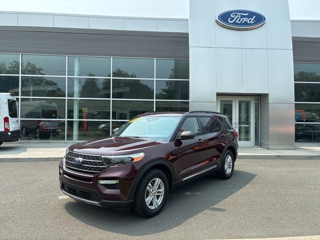 2022 Burgundy Velvet Tinted Clearcoat Ford Explorer XLT SUV