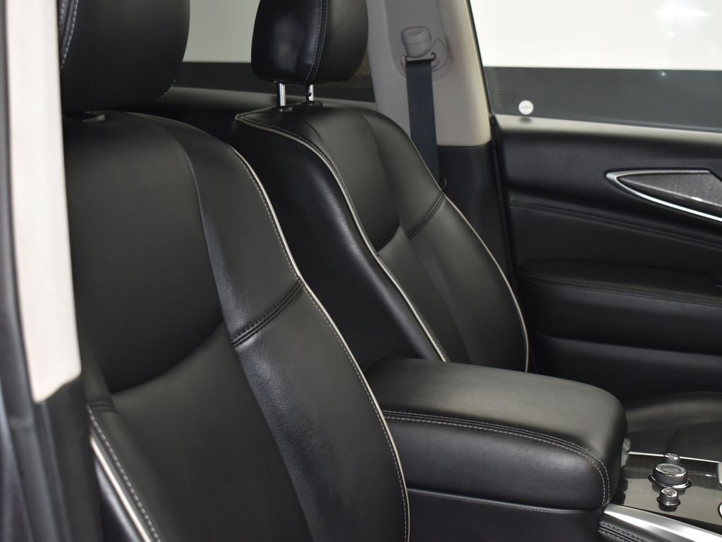 2019 Infiniti QX60 Luxe photo 7