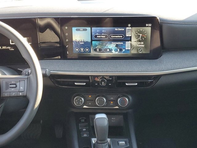 2025 Aspen White Nissan Kicks SV FWD SUV