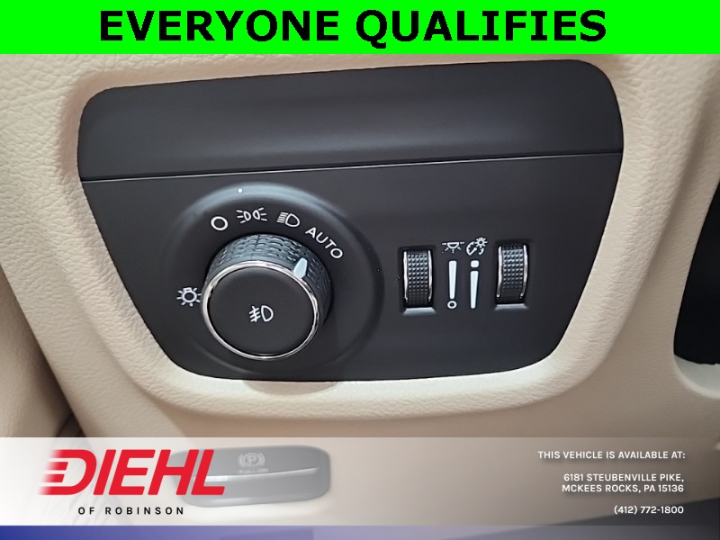 2025 Jeep Grand Cherokee Limited photo 25